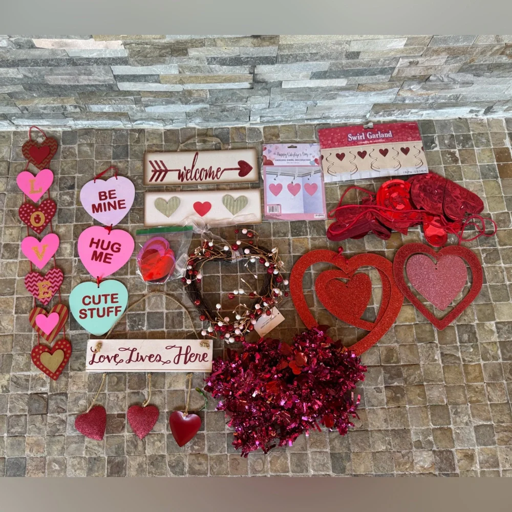 Valentine's Day Heart Decoration Set price for all